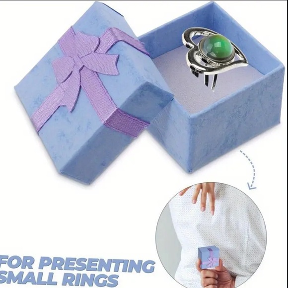 10 RING BOXES - Picture 5 of 8